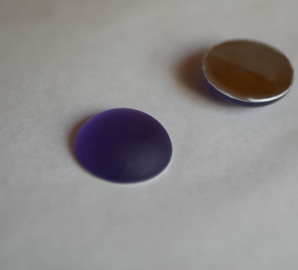 Cabochon Luna Tanzanite viola morbida diametro 18 mm