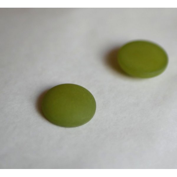 Olivina verde cabochon Polaris diametro 16 mm