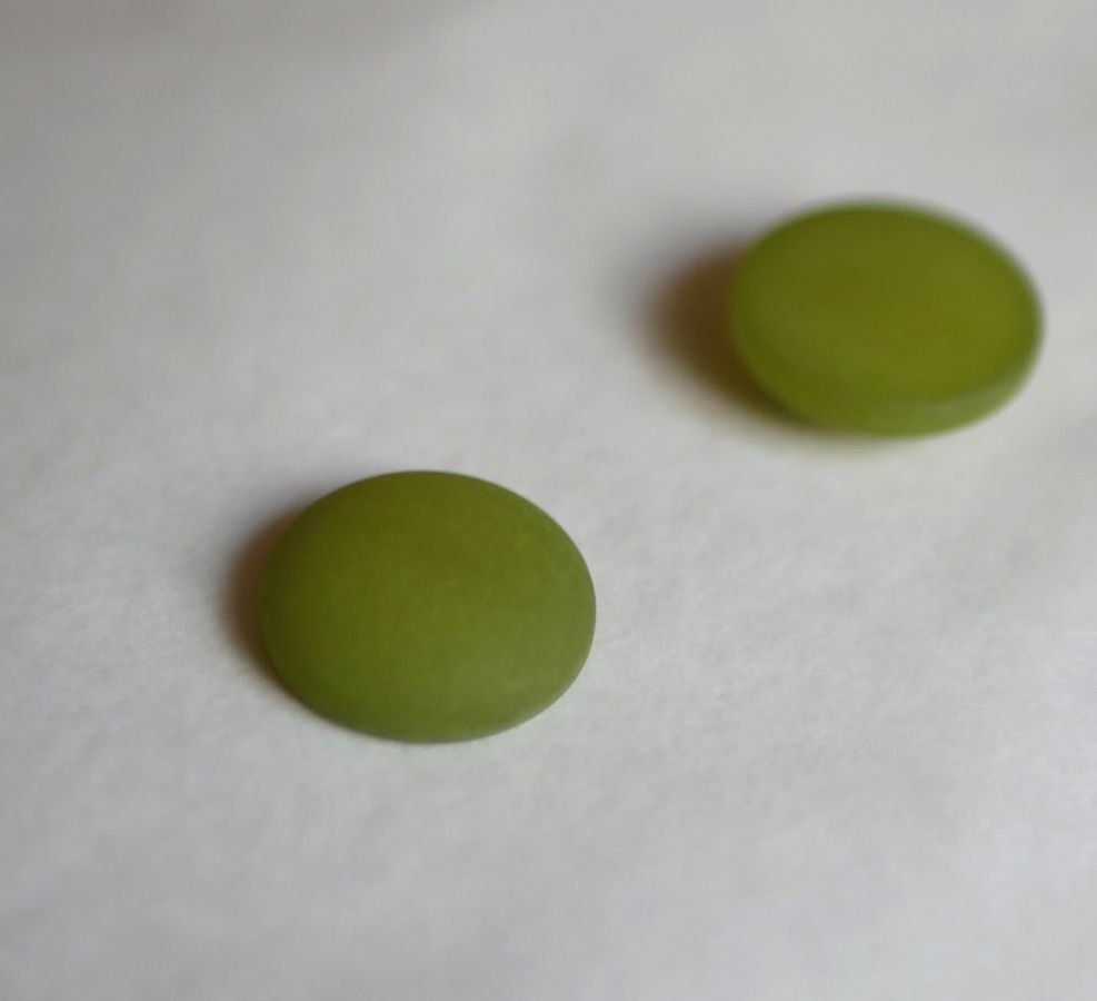 Olivina verde cabochon Polaris diametro 16 mm