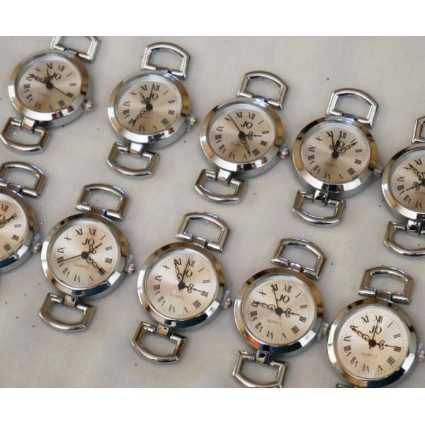 Quadrante d'argento in stile vintage