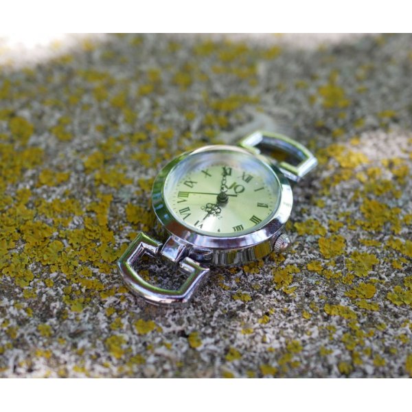 Quadrante d'argento in stile vintage