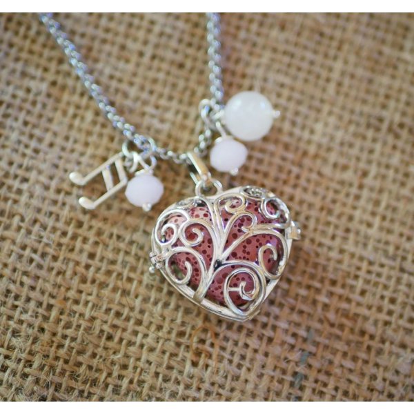 Collana ciondolo Scatola cuore con pietra lavica colore a scelta Regalo di San Valentino