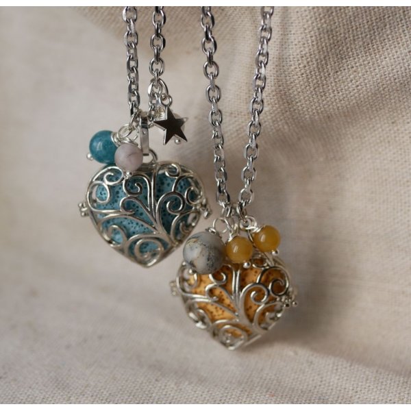 Collana ciondolo Scatola cuore con pietra lavica colore a scelta Regalo di San Valentino