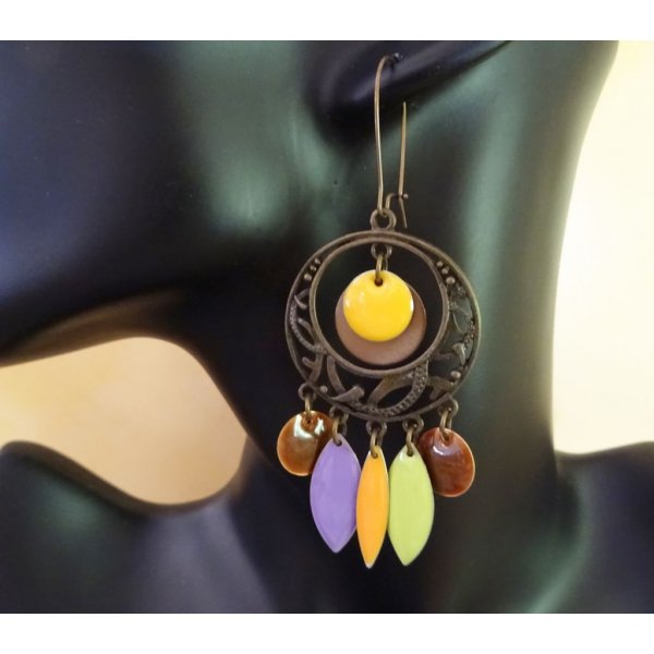 Orecchini lunghi in paillettes di Boemia