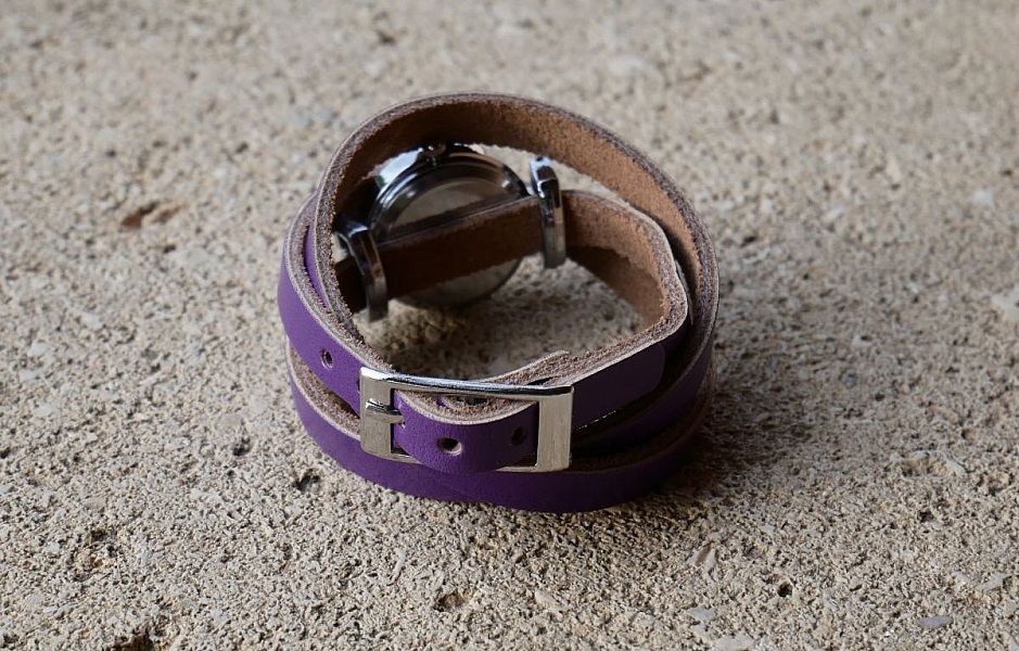 Montre cuir Violet cascade de perles nacr&eacute;es &agrave; personnalisation