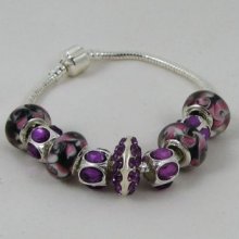 Bracciale in argento con perle viola e strass