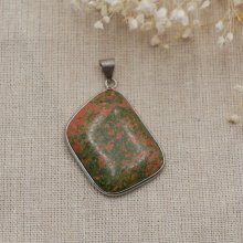 Ciondolo cabochon con pietra unakite incastonata 