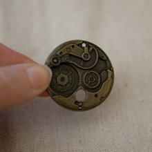 Medaglione Steampunk rotondo in bronzo 